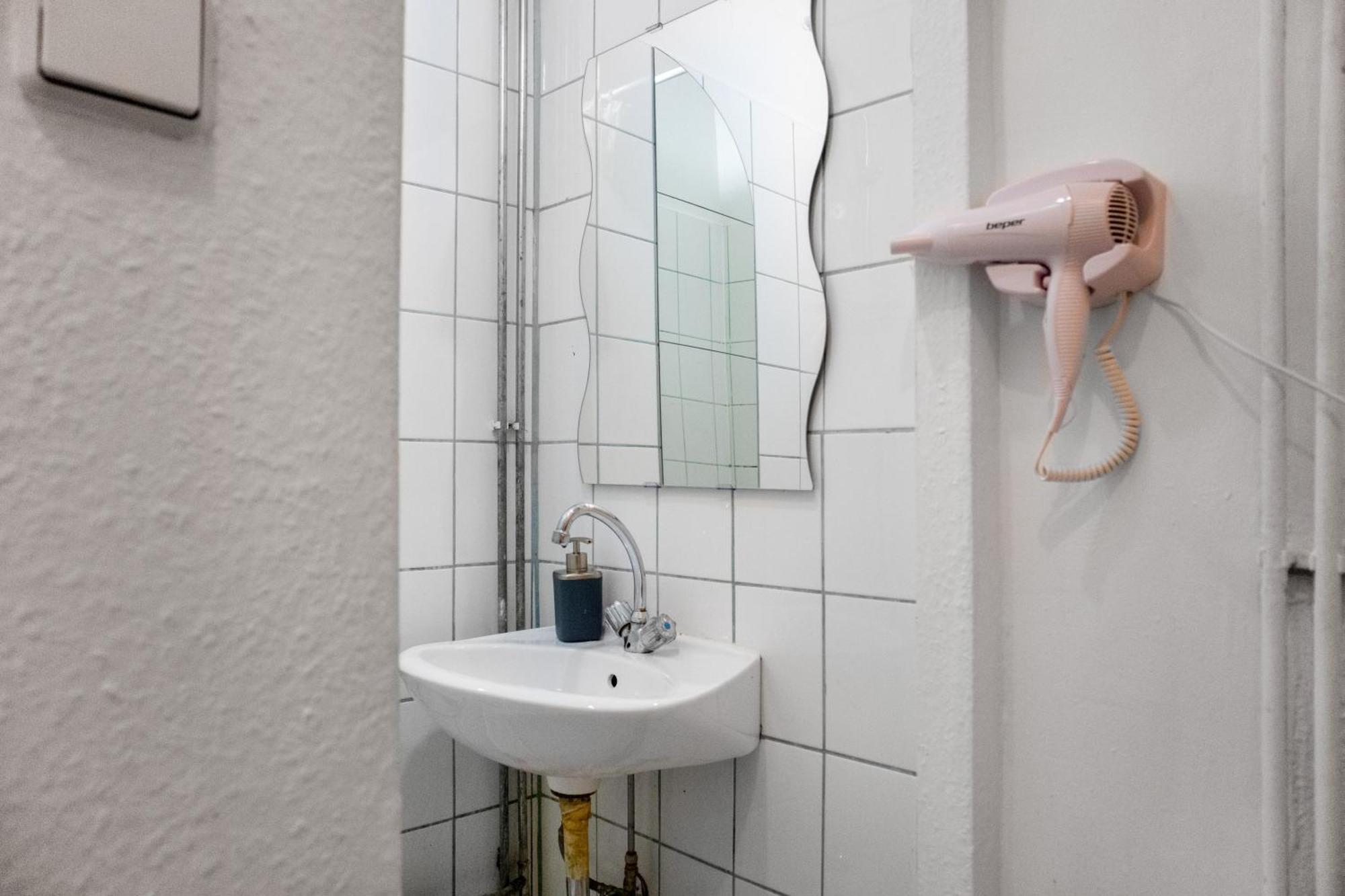 Beautiful 2Br Aptartment 12 Minutes To Downtown Wien Exteriör bild